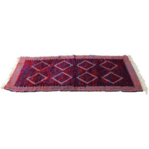 Aumi Collection Matta - Diamond 52 x 130 cm. Pink Dragonfruit
